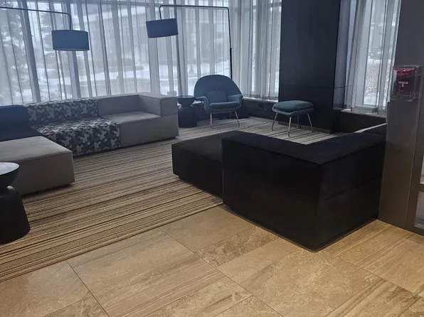 2560 Eglinton Ave W, Mississauga, ON