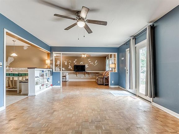 3rd image of 508 Kingston Dr