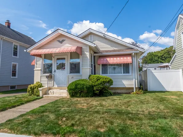 21 Willow Street, Milford, CT 06460
