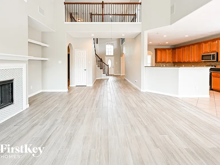 13803 Turning Spring Ln — Photo 4