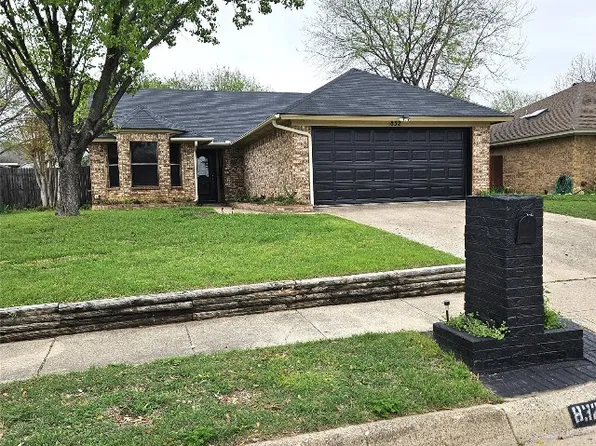 832 Arcadia St, Saginaw, TX 76179