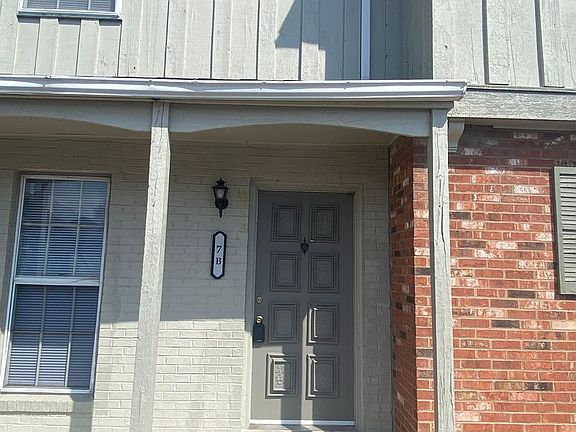 2nd image of 1 Holly Ct #7B