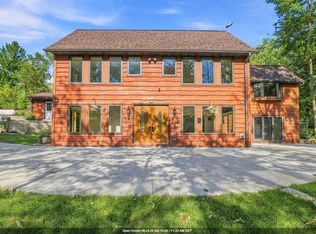2691 Mayline Dr, Bellevue, WI 54311