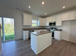 1634 Lewes Castle Dr, Grove City, OH 43123