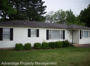 105 Center St, Conway, AR 72034