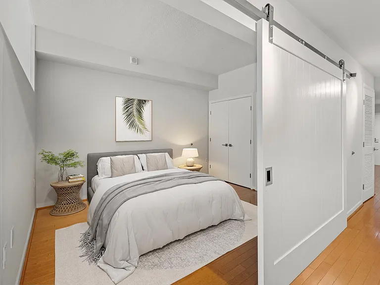 437 New York Ave NW #220 — Photo 3