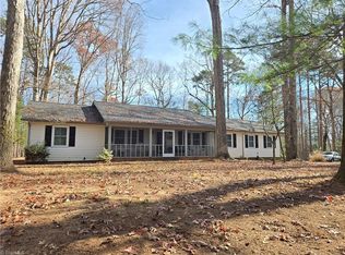 1374 W Lake Dr, Asheboro, NC 27205