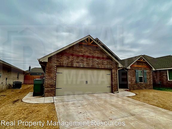 2nd image of 9136 NW 119th St