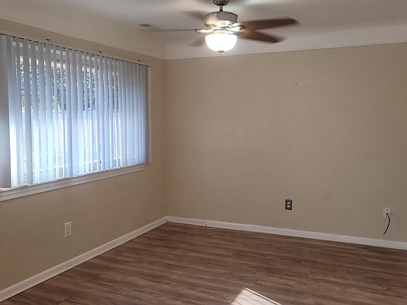 2nd image of 4238 Drouillard St
