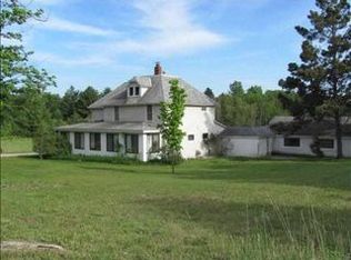 10035 King Rd, Alanson, MI 49706