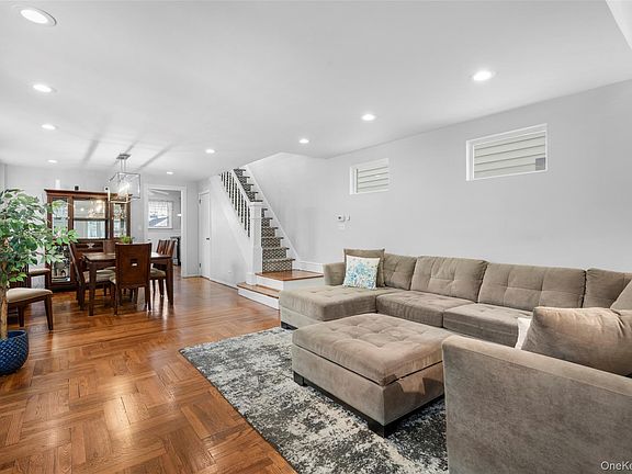 5th image of 2839 Wellman Avenue