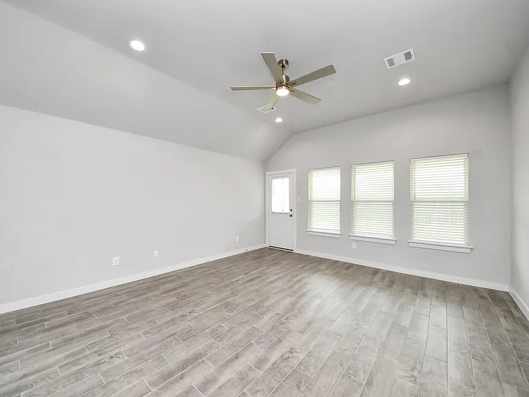 3335 Hackberry Tree Ln — Photo 25