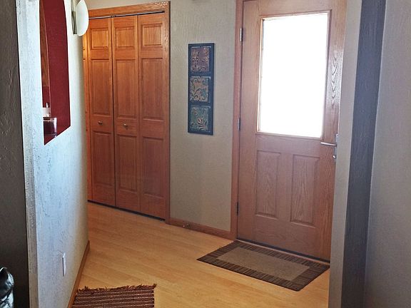 3rd image of 319 Dakota Lee Way