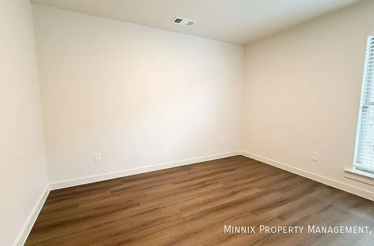 1202 Cottonwood Ave — Photo 15