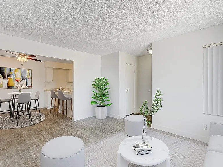 Lake Charlotte, Apartments For Rent in Las Vegas