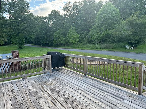 5th image of 76 Big Cedar Dr