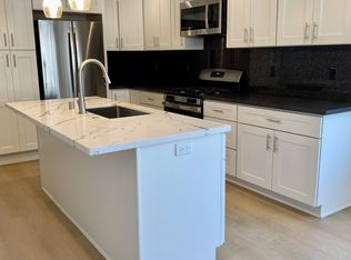 2970 107th Ave, Oakland, CA 94605