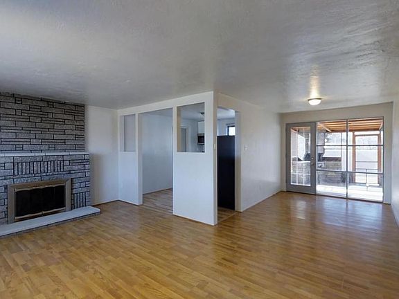 2nd image of 3317 Cagua Dr NE