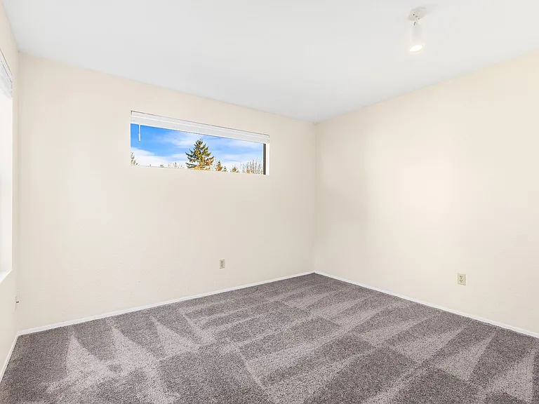 17633 NE 88th Pl — Photo 24