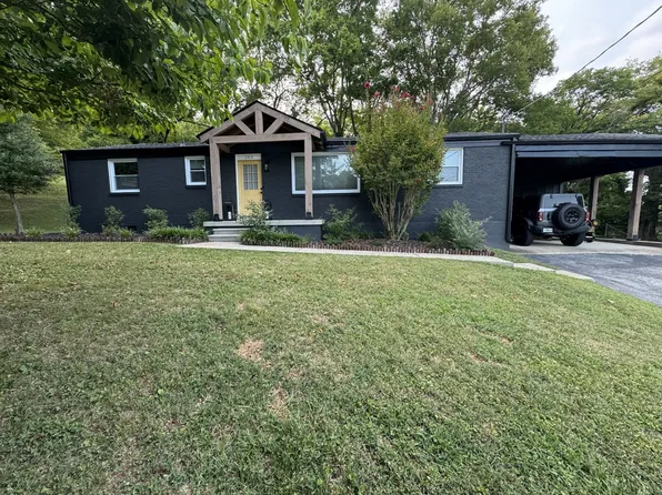 102 Fairview Dr, Mt Pleasant, TN 38474