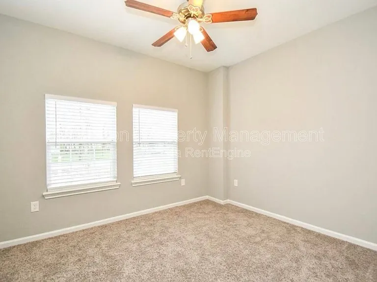 7941 Sparta St — Photo 21