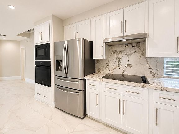 4th image of 4710 Natural Bridge Dr