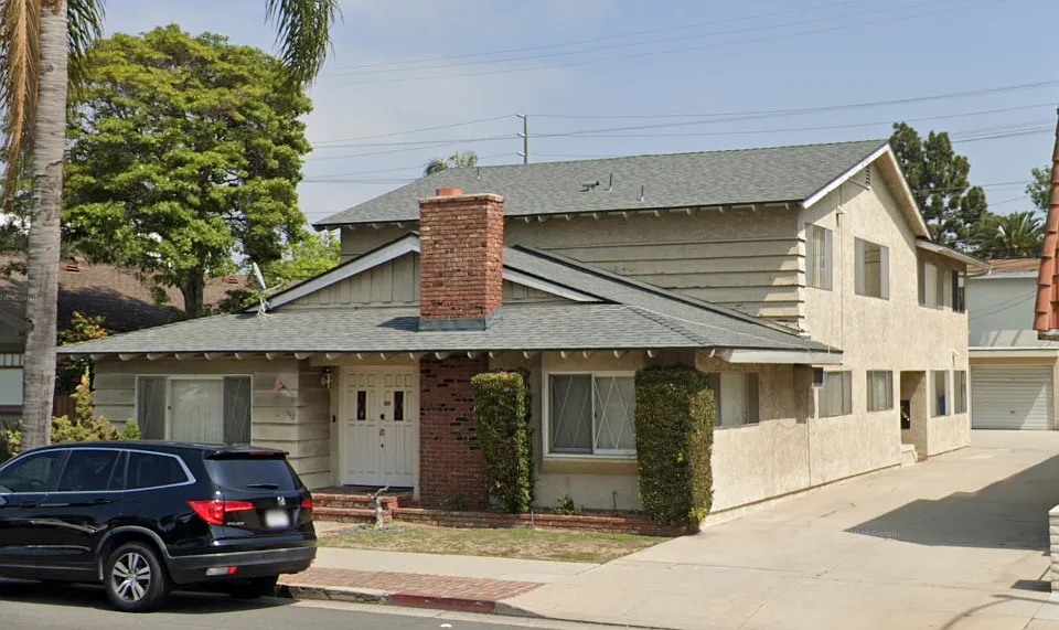 342 Redondo Ave