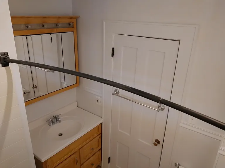 tub/shower combo