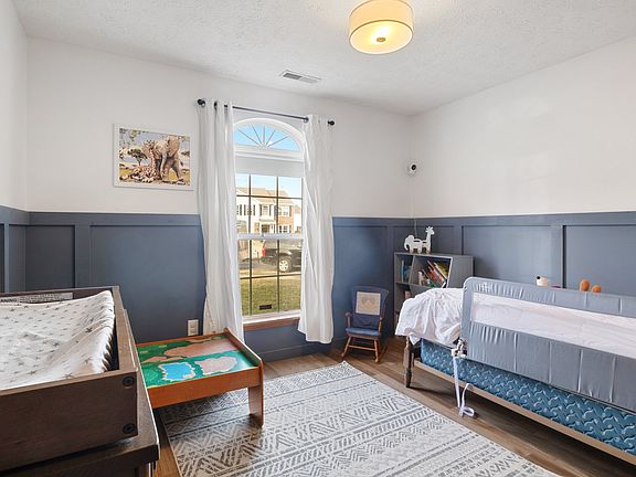 5th image of 10665 Blue Flax Ct