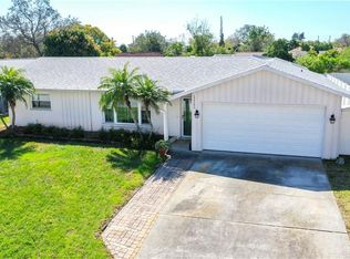 12246 Julia St, Seminole, FL 33772
