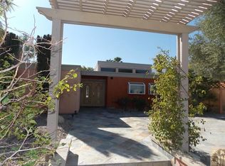 2183 E Joyce Dr, Palm Springs, CA 92262