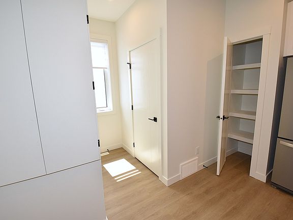 5th image of 10320 147th St NW #10320