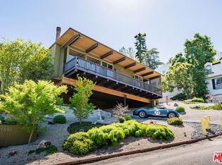 21090 Rios St, Woodland Hills, CA 91364 | Zillow