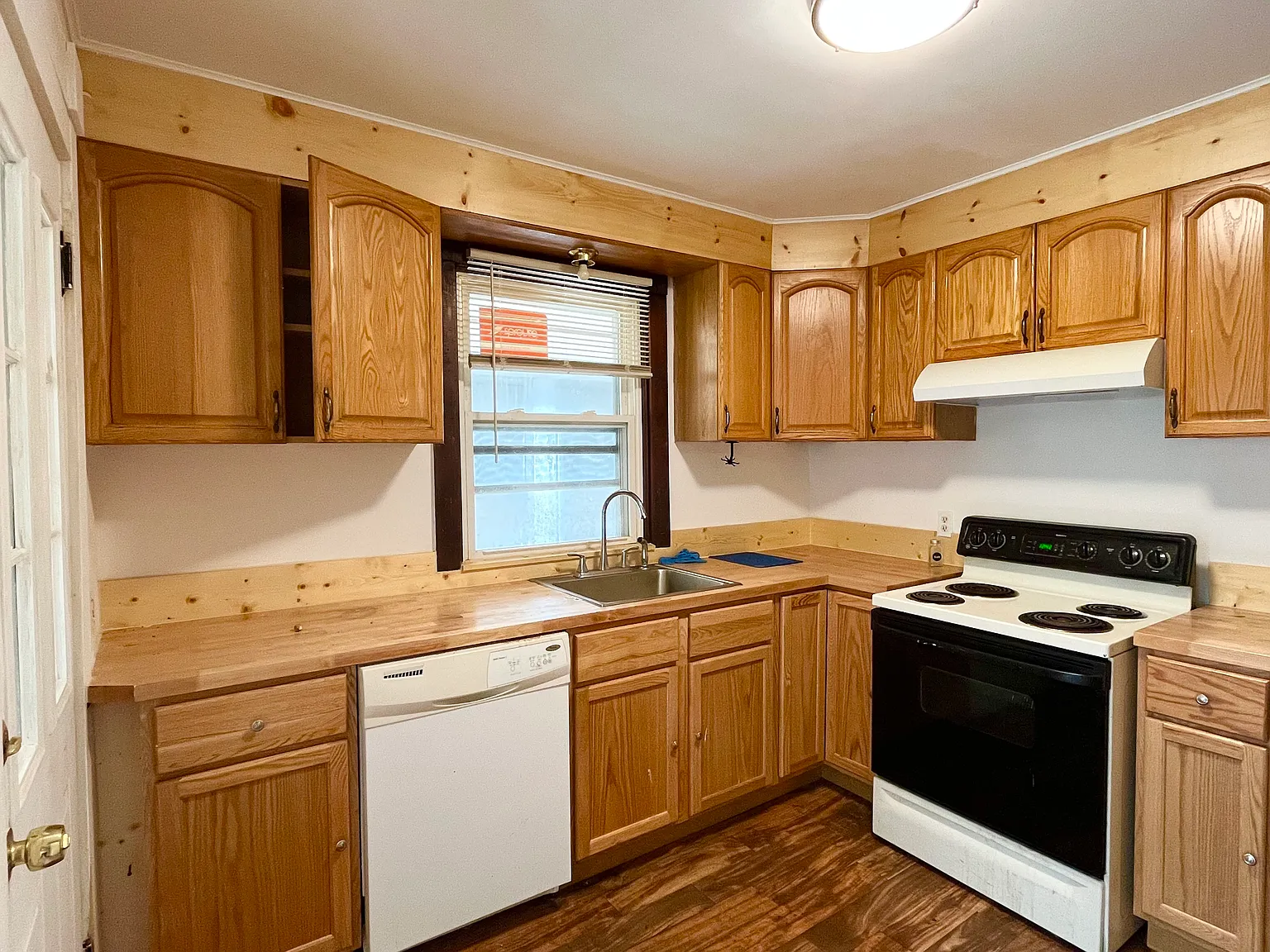 3 bed, 1416 sqft, $1,650 — Photo 4