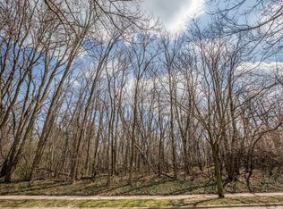 401 Ozark Trl, Madison, WI 53705