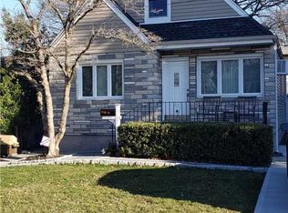 67 Fairmount St, Valley Stream, NY 11580