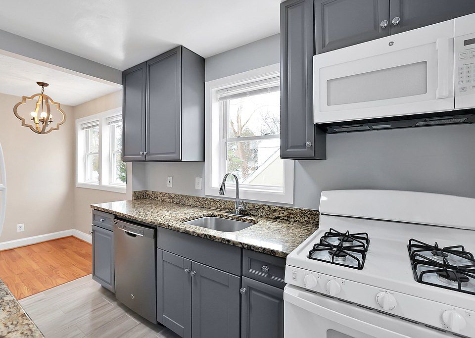 1st image of 608 N Abingdon St