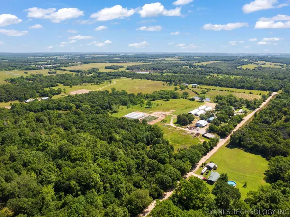 373166 E 1010th Rd, Okemah, OK 74859