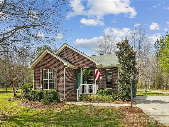 2nd image of 665 Edwards Rd