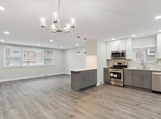 571 Livezey St, Philadelphia, PA 19128