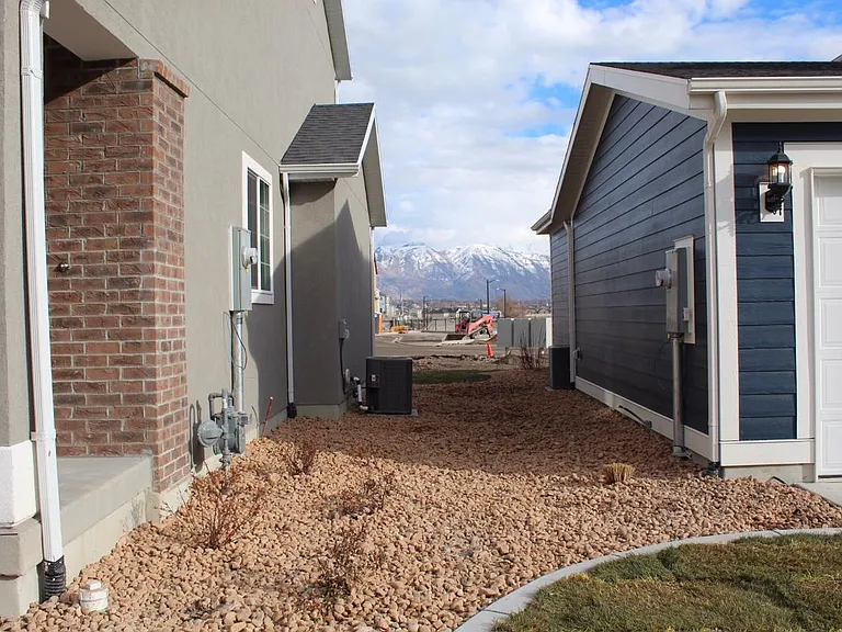 2368 N 3370 W — Photo 15