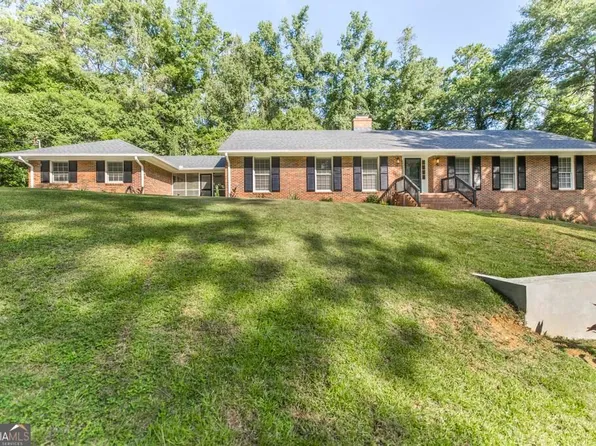 1820 Kirkwood Dr, Macon, GA 31211