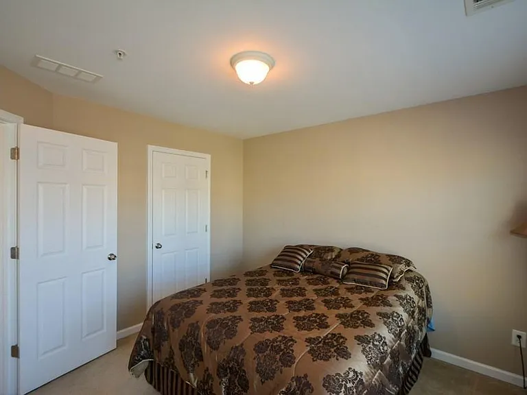 6135 Indian Wood Cir SE — Photo 18