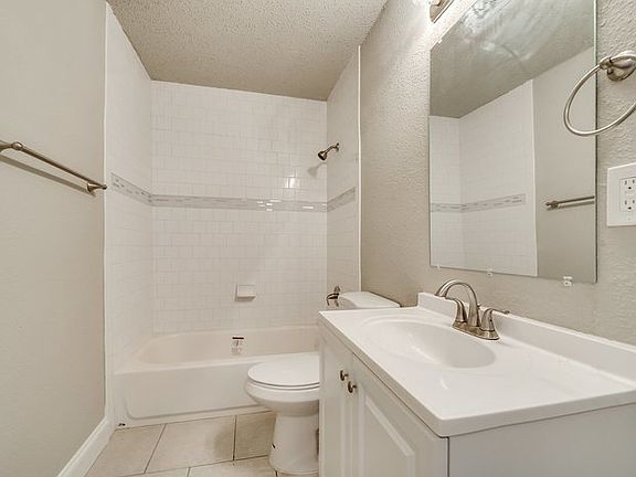 4th image of 3001 Pate Dr