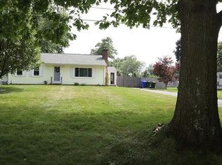 77 Sunrise Ter, Springfield, MA 01119