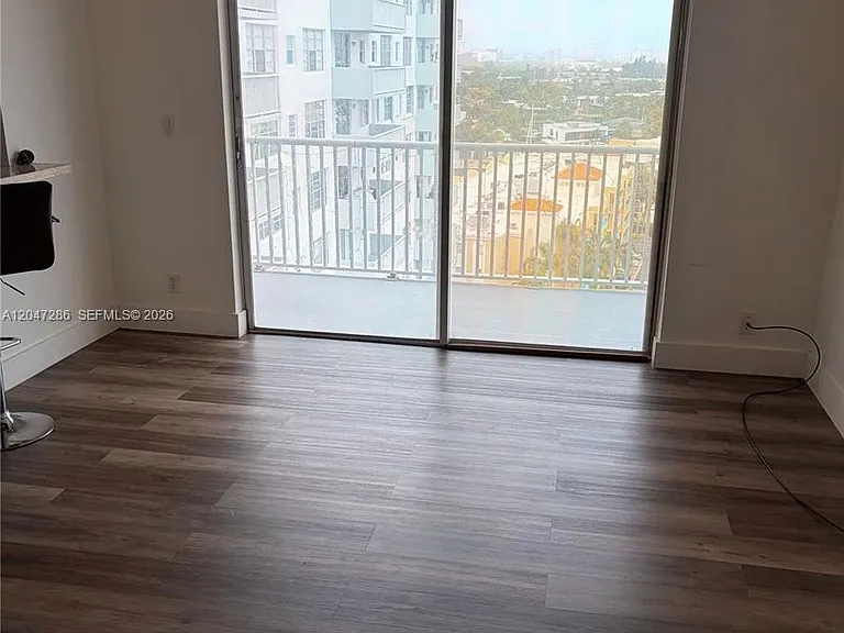 137 Golden Isles Dr #1212 — Photo 4