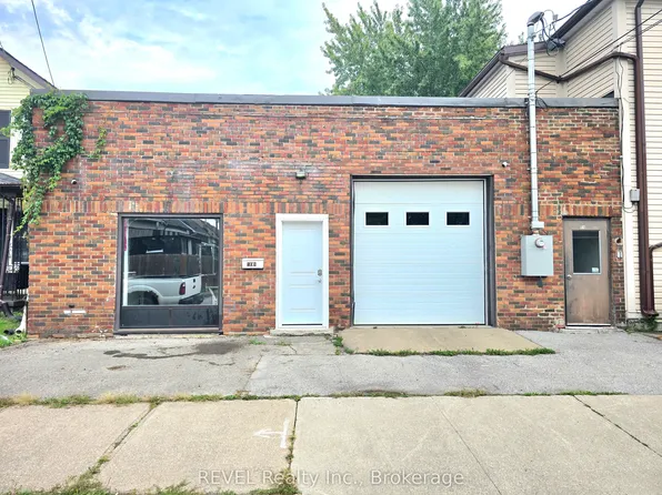 108 Duncan St, Welland, ON L3B 2E2