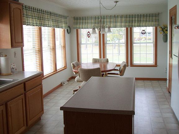 2nd image of 3089 Hinckley Blvd