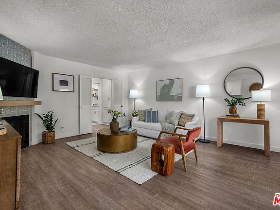 4th image of 914 Lincoln Blvd APT 202