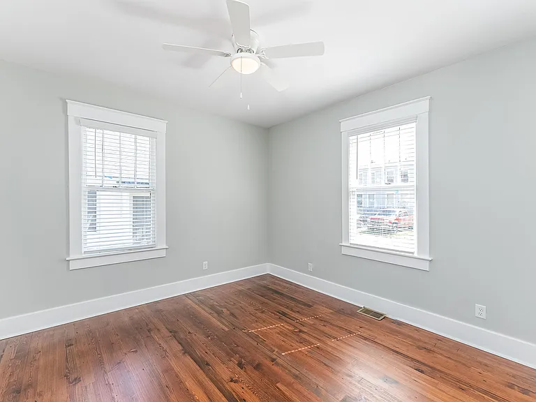 114 W Anderson St #B — Photo 12